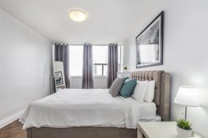 Short term rentals in Toronto