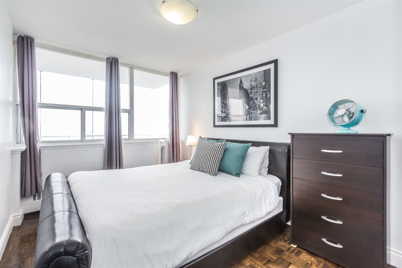 Short term rentals in Toronto